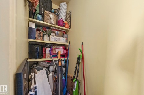 402 3835 107 Street, Edmonton, AB - Indoor