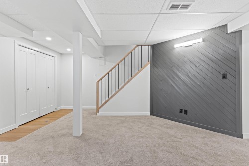 2935 109 Street, Edmonton, AB - Indoor Photo Showing Other Room