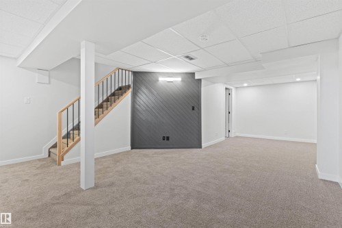 2935 109 Street, Edmonton, AB - Indoor