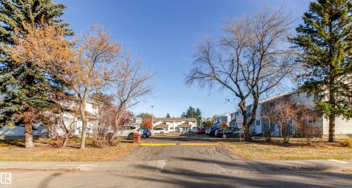 2935 109 Street, Edmonton, AB - Outdoor With View