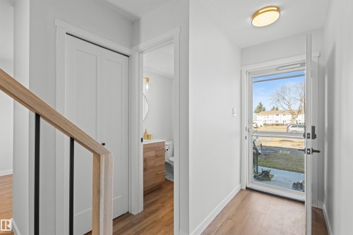 2935 109 Street, Edmonton, AB - Indoor Photo Showing Other Room