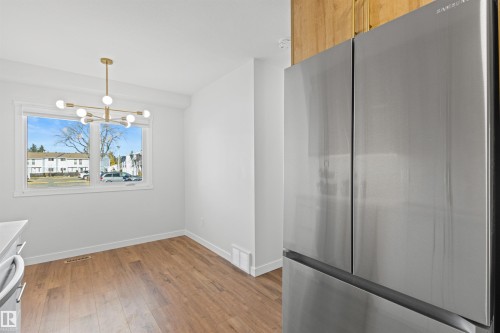 2935 109 Street, Edmonton, AB - Indoor