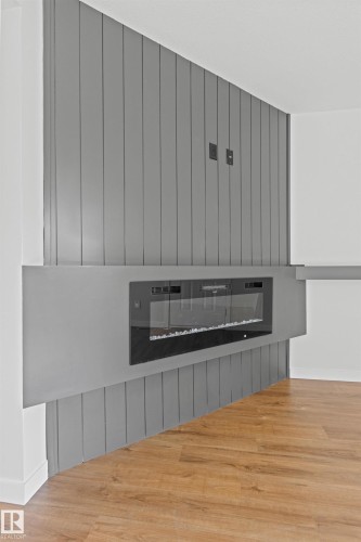 2935 109 Street, Edmonton, AB - Indoor