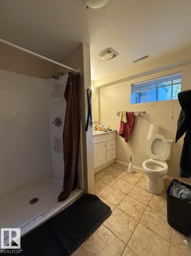 12009 40 Street, Edmonton, AB - Indoor Photo Showing Other Room