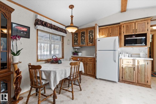 89 3400 48 Street, Stony Plain, AB - Indoor Photo Showing Other Room