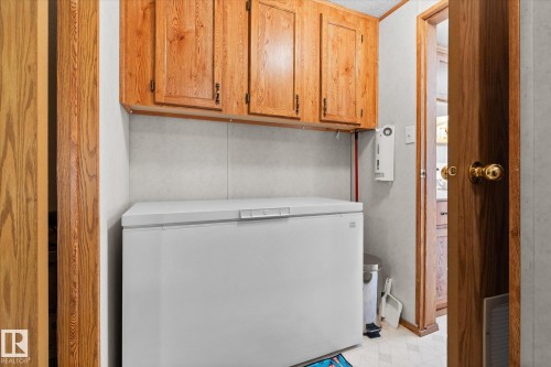 89 3400 48 Street, Stony Plain, AB - Indoor Photo Showing Laundry Room