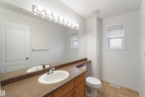 182 Erin Ridge Drive, St. Albert, AB - Indoor Photo Showing Bathroom