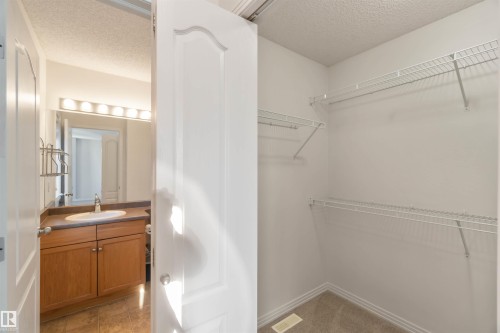 182 Erin Ridge Drive, St. Albert, AB - Indoor With Storage