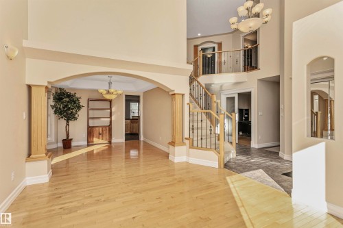 1518 Haswell Close, Edmonton, AB - Indoor Photo Showing Other Room