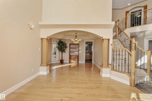 1518 Haswell Close, Edmonton, AB - Indoor Photo Showing Other Room