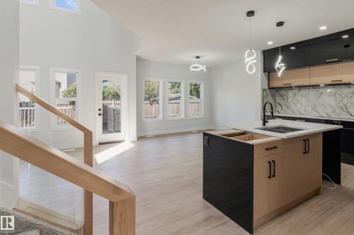 15012 15 Street, Edmonton, AB - Indoor Photo Showing Kitchen