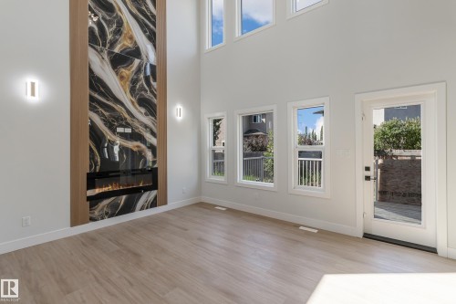 15012 15 Street, Edmonton, AB - Indoor With Fireplace