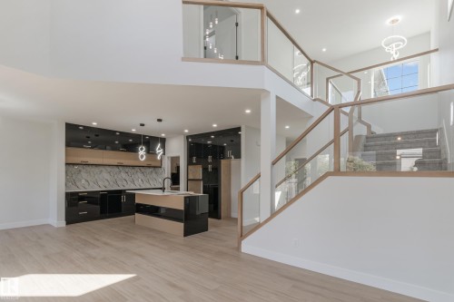 15012 15 Street, Edmonton, AB - Indoor Photo Showing Other Room