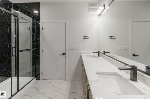 15012 15 Street, Edmonton, AB - Indoor