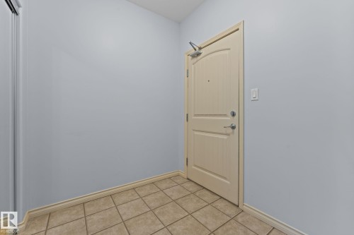 302 2503 Hanna Crescent, Edmonton, AB - Indoor Photo Showing Other Room