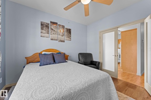302 2503 Hanna Crescent, Edmonton, AB - Indoor Photo Showing Bedroom