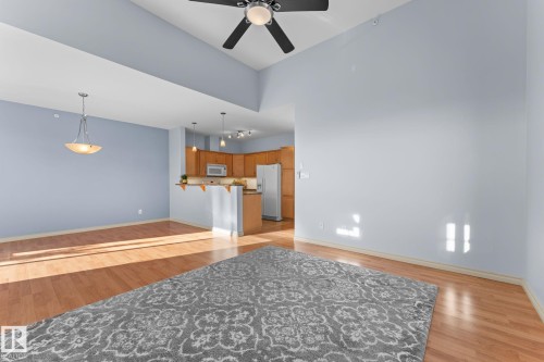 302 2503 Hanna Crescent, Edmonton, AB - Indoor Photo Showing Other Room