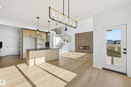 95 Edgefield Way, St. Albert, AB - Indoor Photo Showing Kitchen