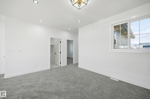 95 Edgefield Way, St. Albert, AB - Indoor Photo Showing Other Room