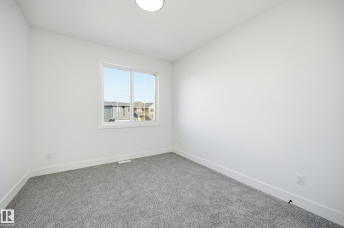 95 Edgefield Way, St. Albert, AB - Indoor Photo Showing Other Room