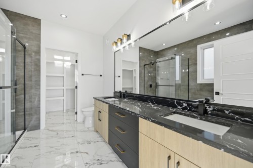 95 Edgefield Way, St. Albert, AB - Indoor Photo Showing Bathroom