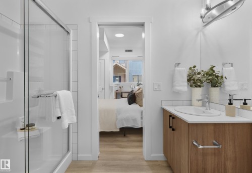 106 9227 228 Street, Edmonton, AB - Indoor Photo Showing Bathroom