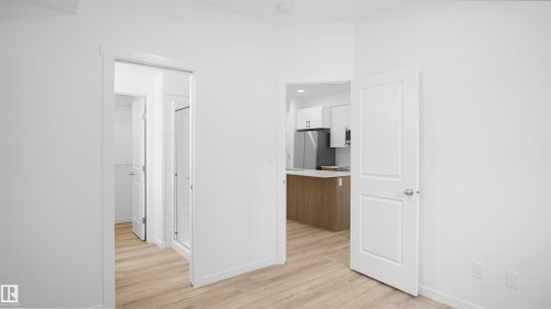 203 9219 228 Street, Edmonton, AB - Indoor Photo Showing Other Room
