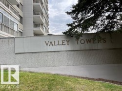 2002 9923 103 Street  Edmonton, AB T5K 2J3