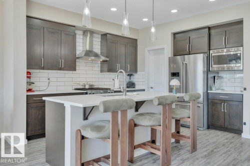 2320 Chokecherry Close, Edmonton, AB - Indoor Photo Showing Kitchen With Upgraded Kitchen