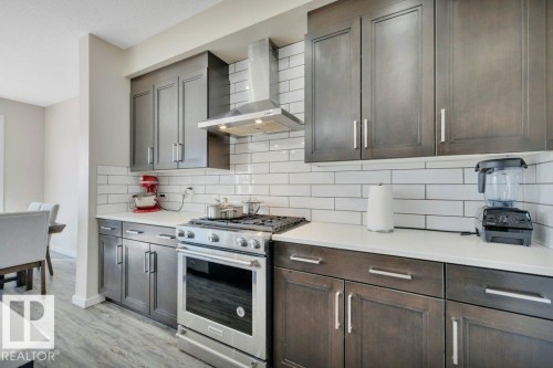 2320 Chokecherry Close, Edmonton, AB - Indoor Photo Showing Kitchen With Upgraded Kitchen