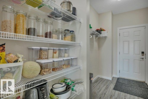 2320 Chokecherry Close, Edmonton, AB - Indoor