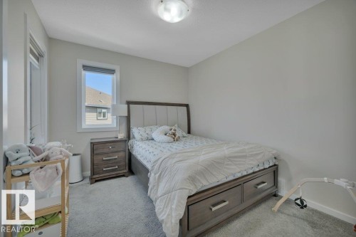2320 Chokecherry Close, Edmonton, AB - Indoor Photo Showing Bedroom