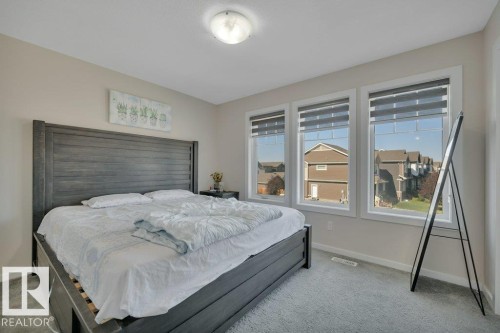 2320 Chokecherry Close, Edmonton, AB - Indoor Photo Showing Bedroom