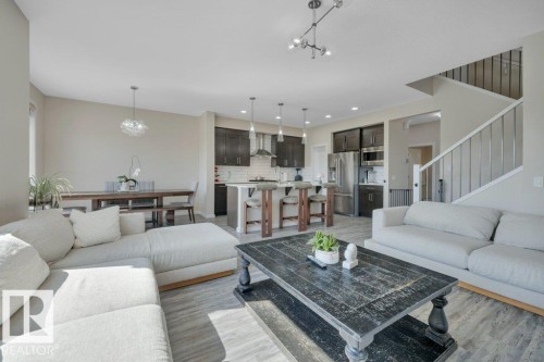 2320 Chokecherry Close, Edmonton, AB - Indoor Photo Showing Living Room