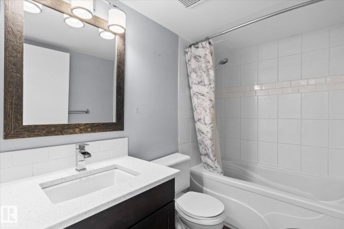 1203 10150 117 Street, Edmonton, AB - Indoor Photo Showing Bathroom