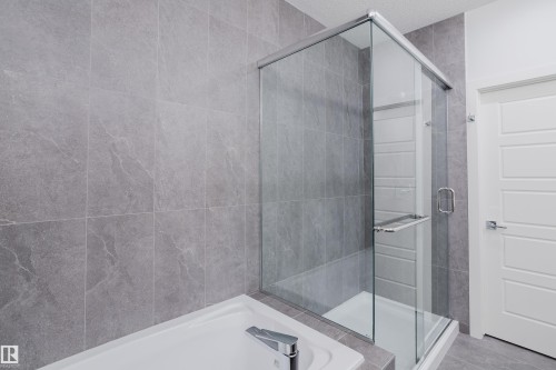 132 Mitchell Bend, Leduc, AB - Indoor Photo Showing Bathroom