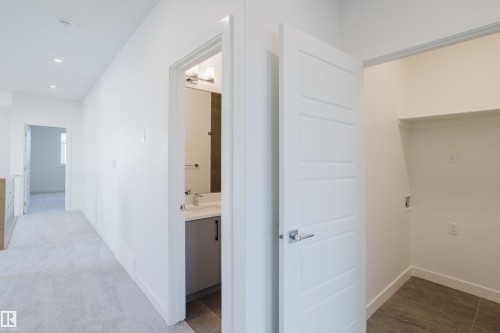 132 Mitchell Bend, Leduc, AB - Indoor Photo Showing Other Room