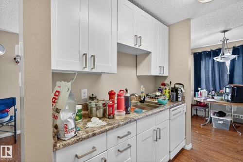 204 11019 107 Street, Edmonton, AB - Indoor Photo Showing Kitchen