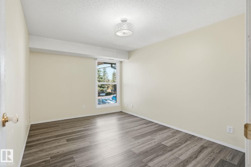66 2204 118 Street, Edmonton, AB - Indoor Photo Showing Other Room