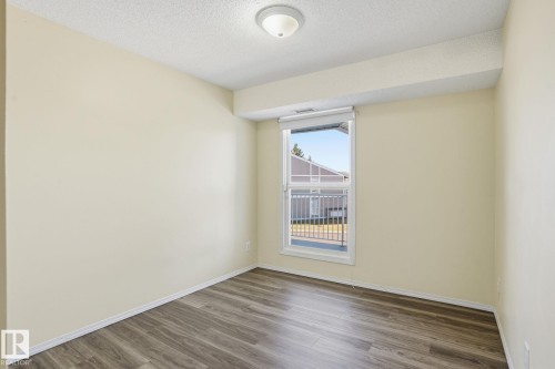 66 2204 118 Street, Edmonton, AB - Indoor Photo Showing Other Room