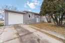 5039 49 Street, Gibbons, AB  - Outdoor 