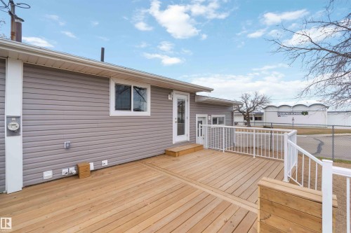 5039 49 Street, Gibbons, AB - Outdoor With Deck Patio Veranda With Exterior