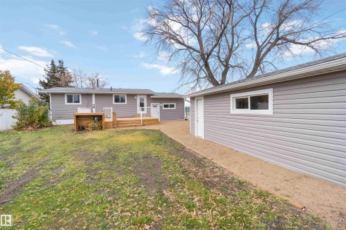 5039 49 Street, Gibbons, AB - Outdoor