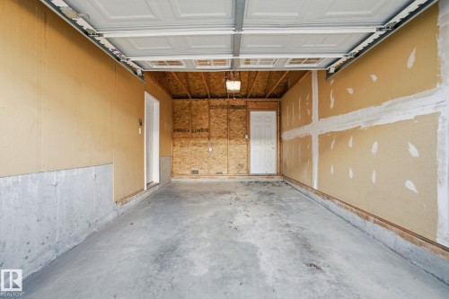 41 2503 24 Street, Edmonton, AB - Indoor