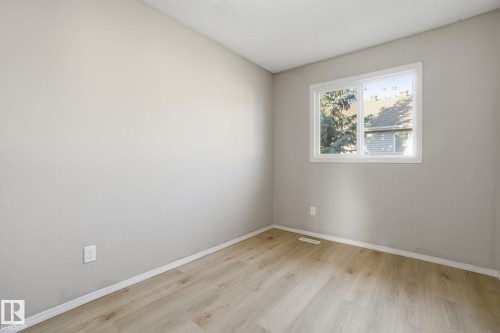 41 2503 24 Street, Edmonton, AB - Indoor Photo Showing Other Room
