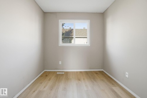 41 2503 24 Street, Edmonton, AB - Indoor Photo Showing Other Room