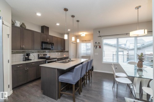 17147 49 Street, Edmonton, AB - Indoor