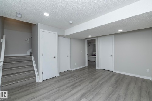 17147 49 Street, Edmonton, AB - Indoor Photo Showing Other Room