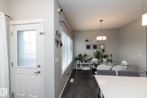 17147 49 Street, Edmonton, AB - Indoor