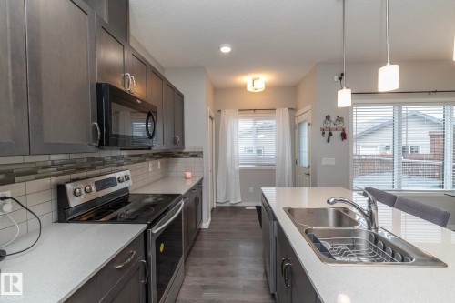 17147 49 Street, Edmonton, AB - Indoor Photo Showing Kitchen With Double Sink With Upgraded Kitchen